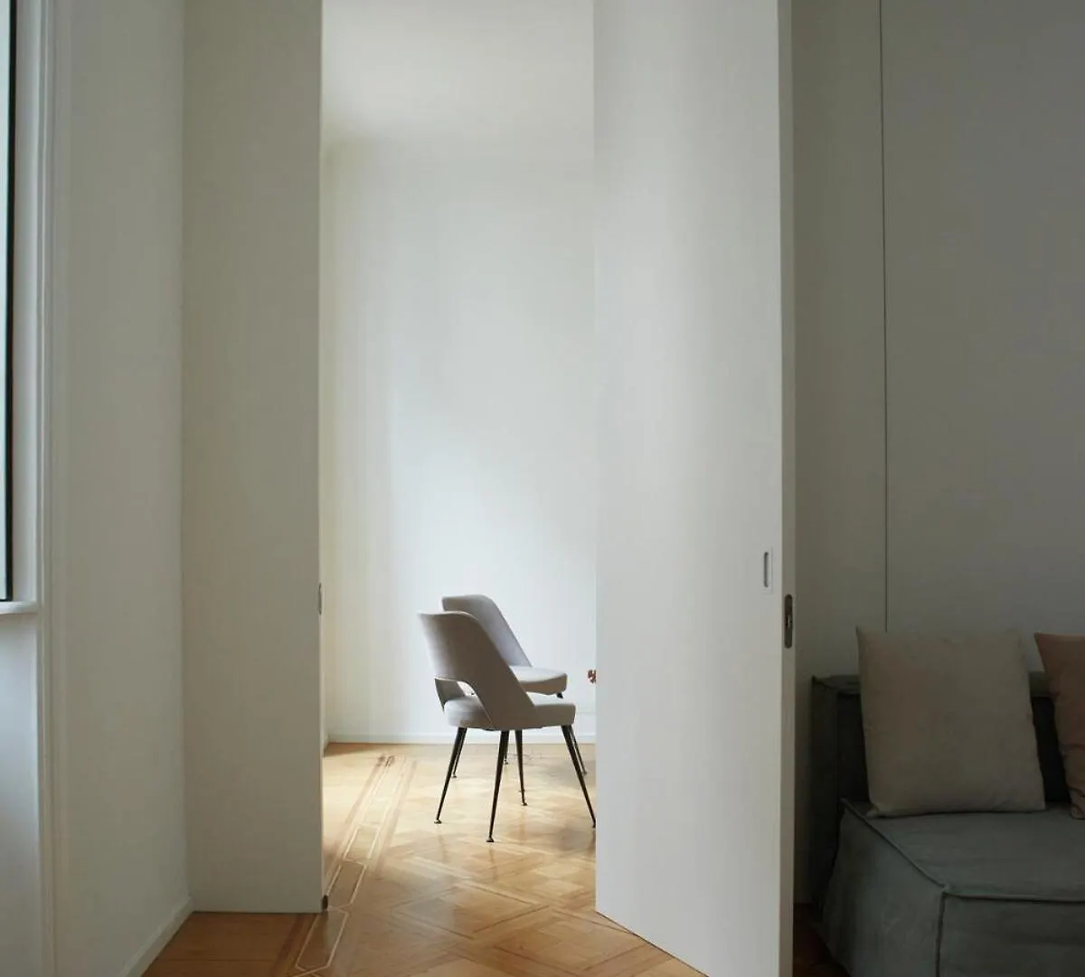 Design Apartment - Zona Bocconi Milan 0*,  Italy