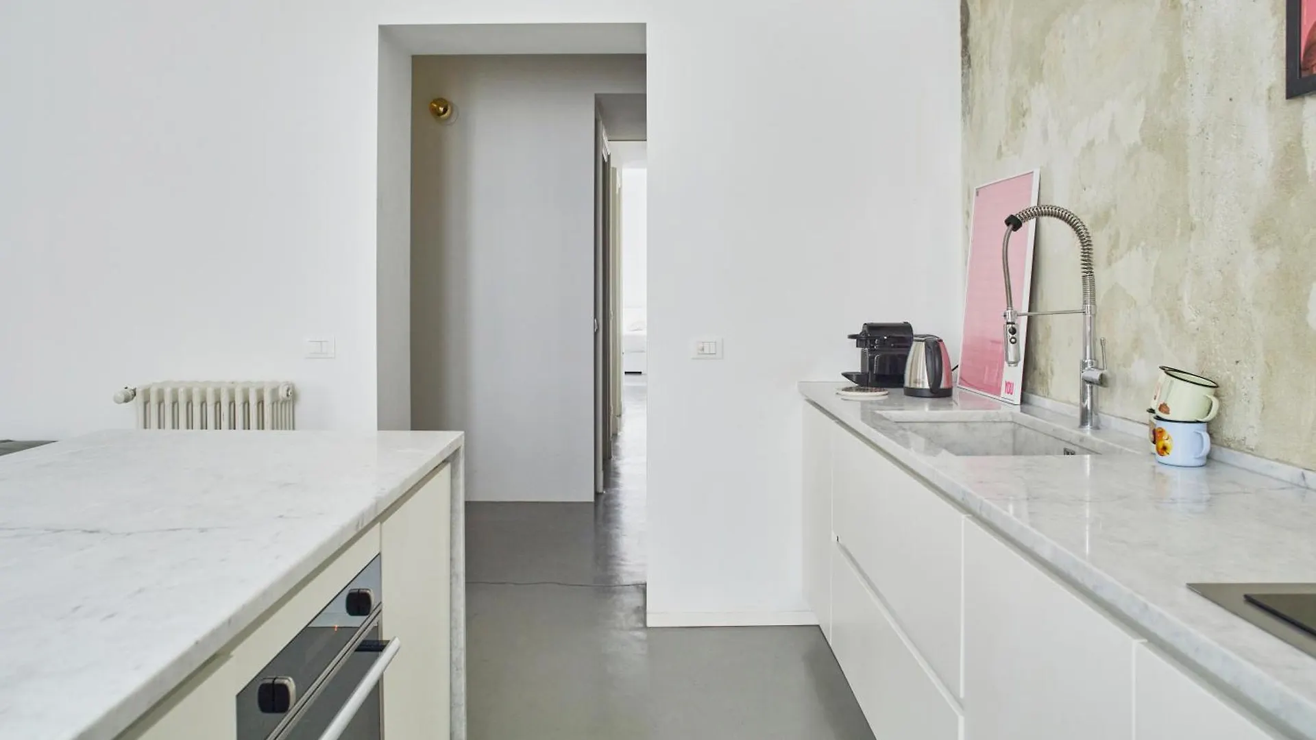 Design Apartment - Zona Bocconi Milan